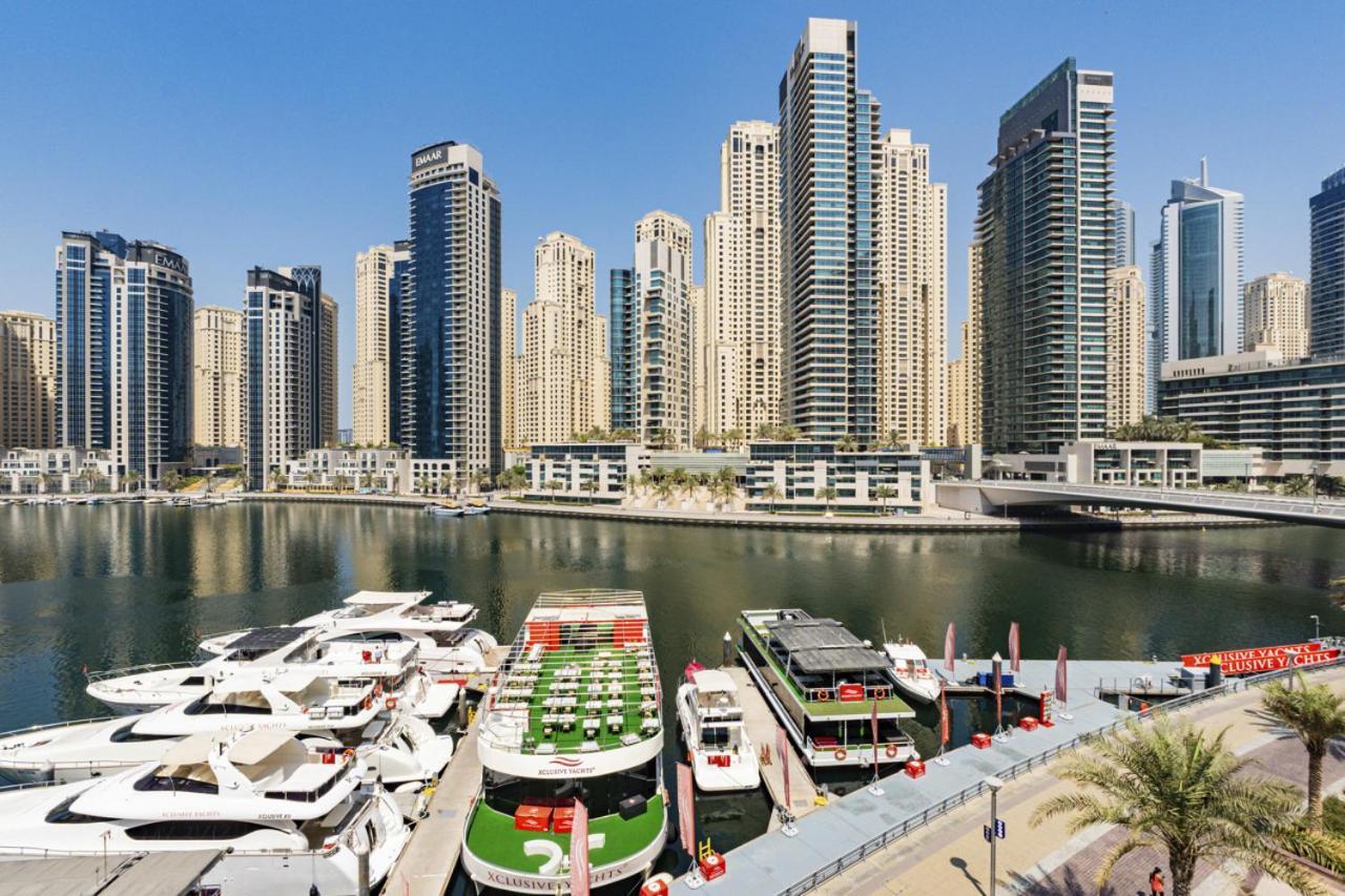 Apartment Luxurious Waterfront At Al Majara Marina