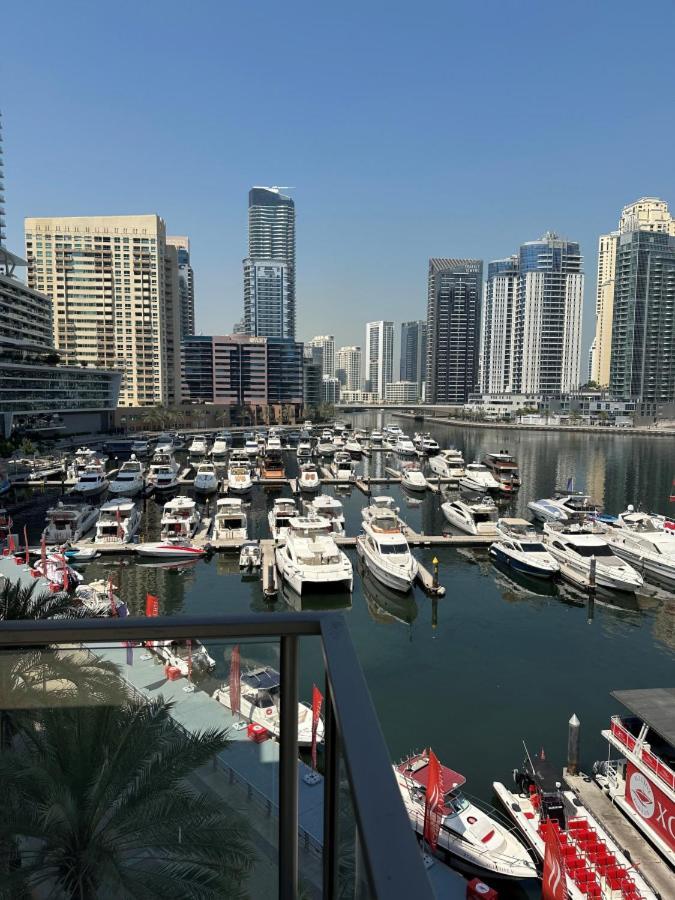 Luxurious Waterfront At Al Majara Marina Apartment Dubai