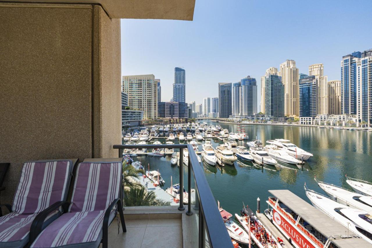 Apartment Luxurious Waterfront At Al Majara Marina Dubai