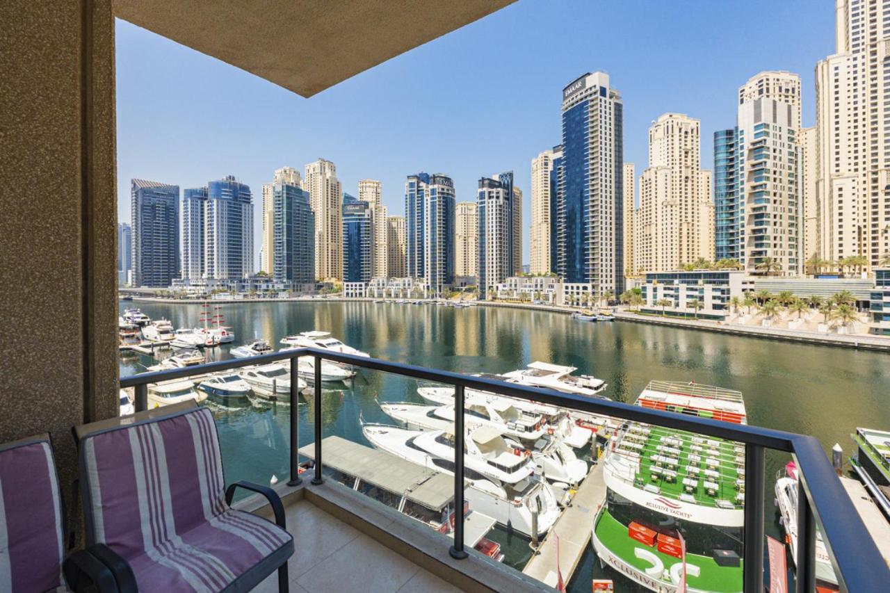 Luxurious Waterfront At Al Majara Marina Apartment Dubai